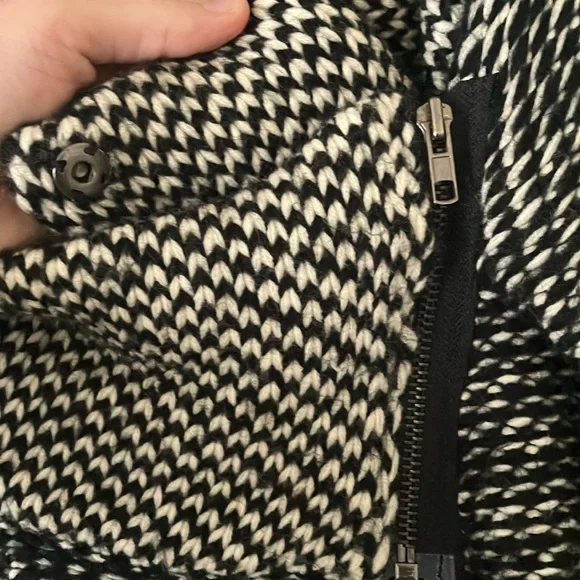 Black & white statement Sweater coat - Picture 5 of 13